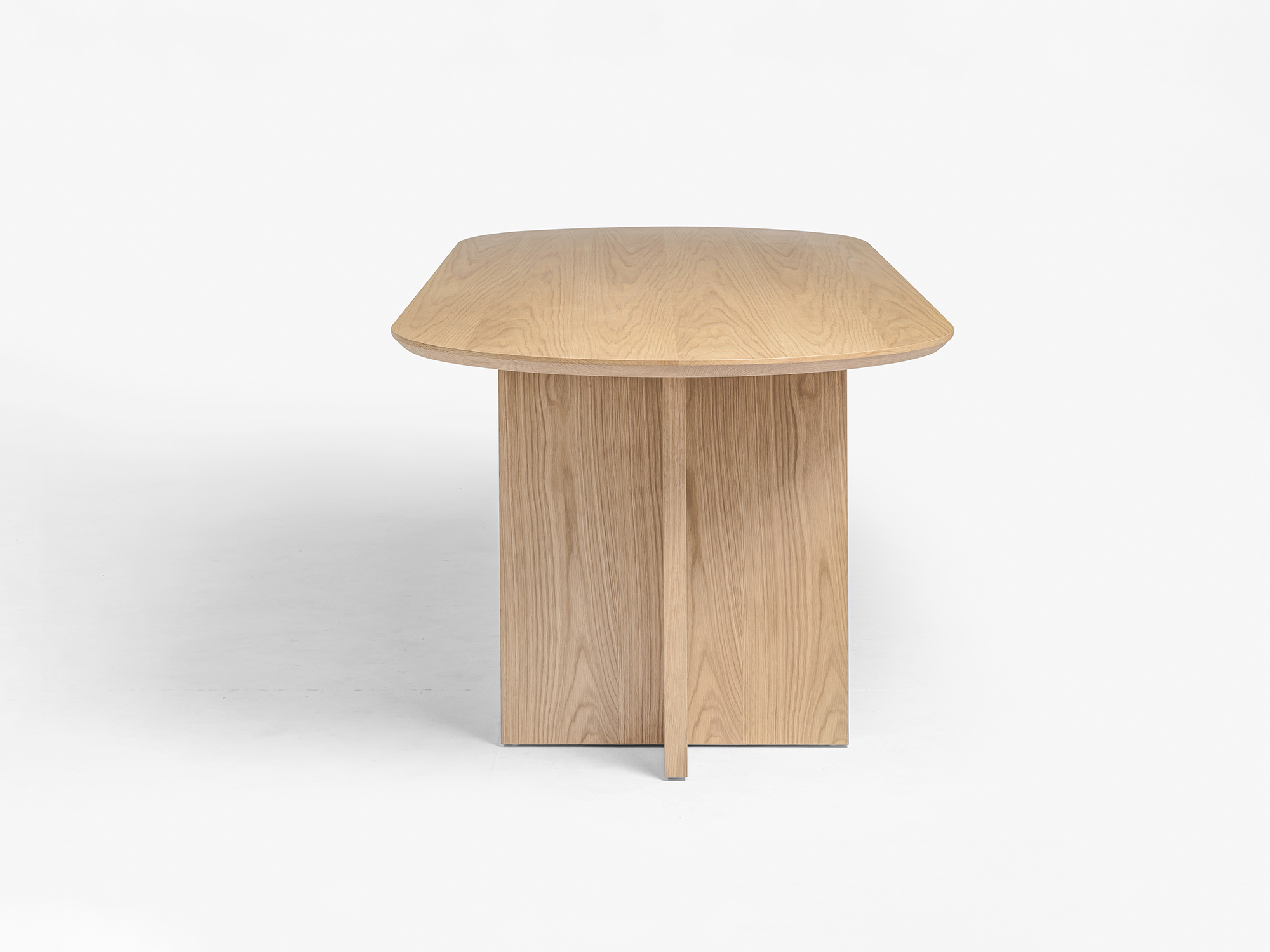 Ciso Oval Dining Table - Image 3