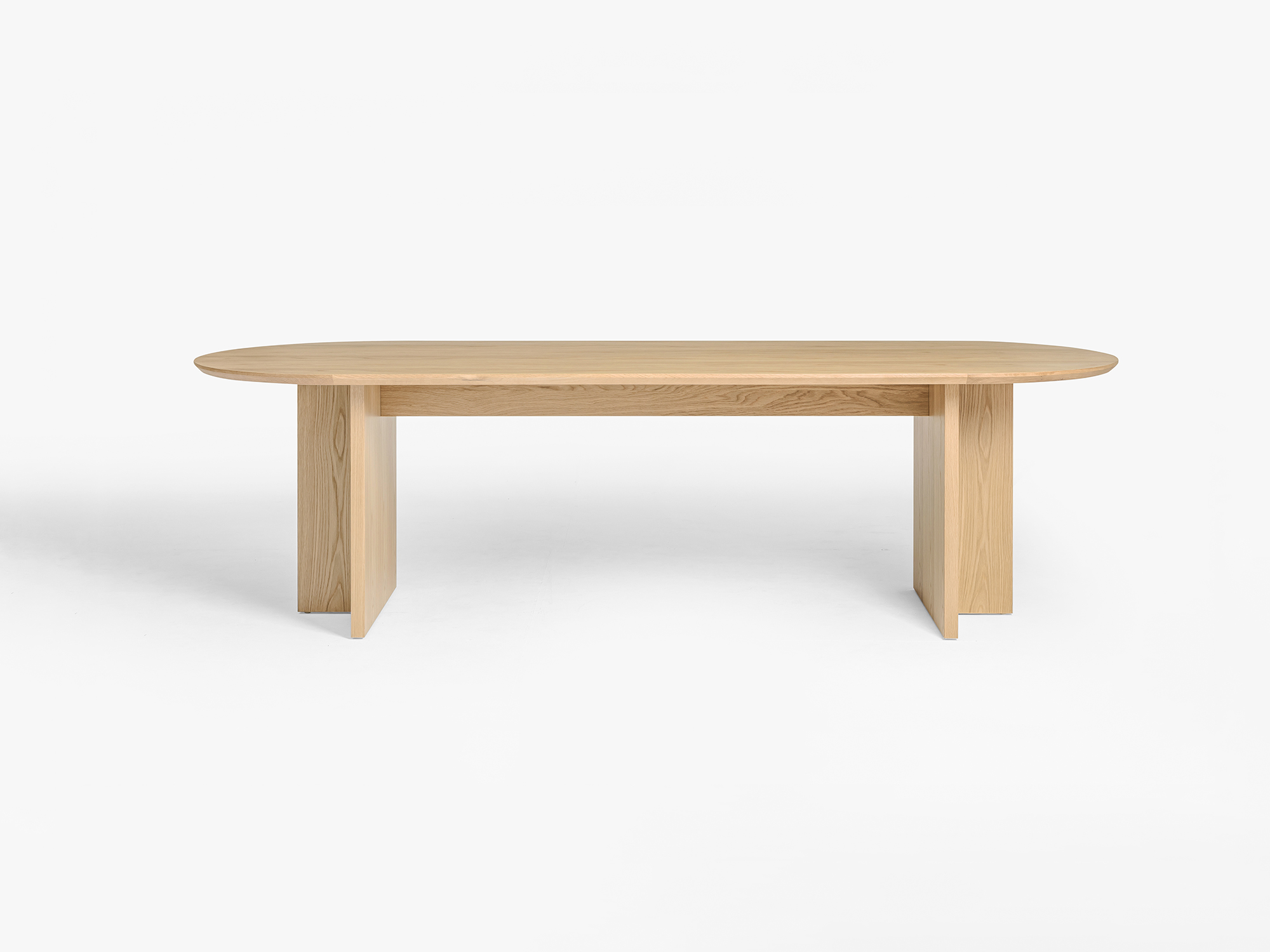 Ciso Oval Dining Table