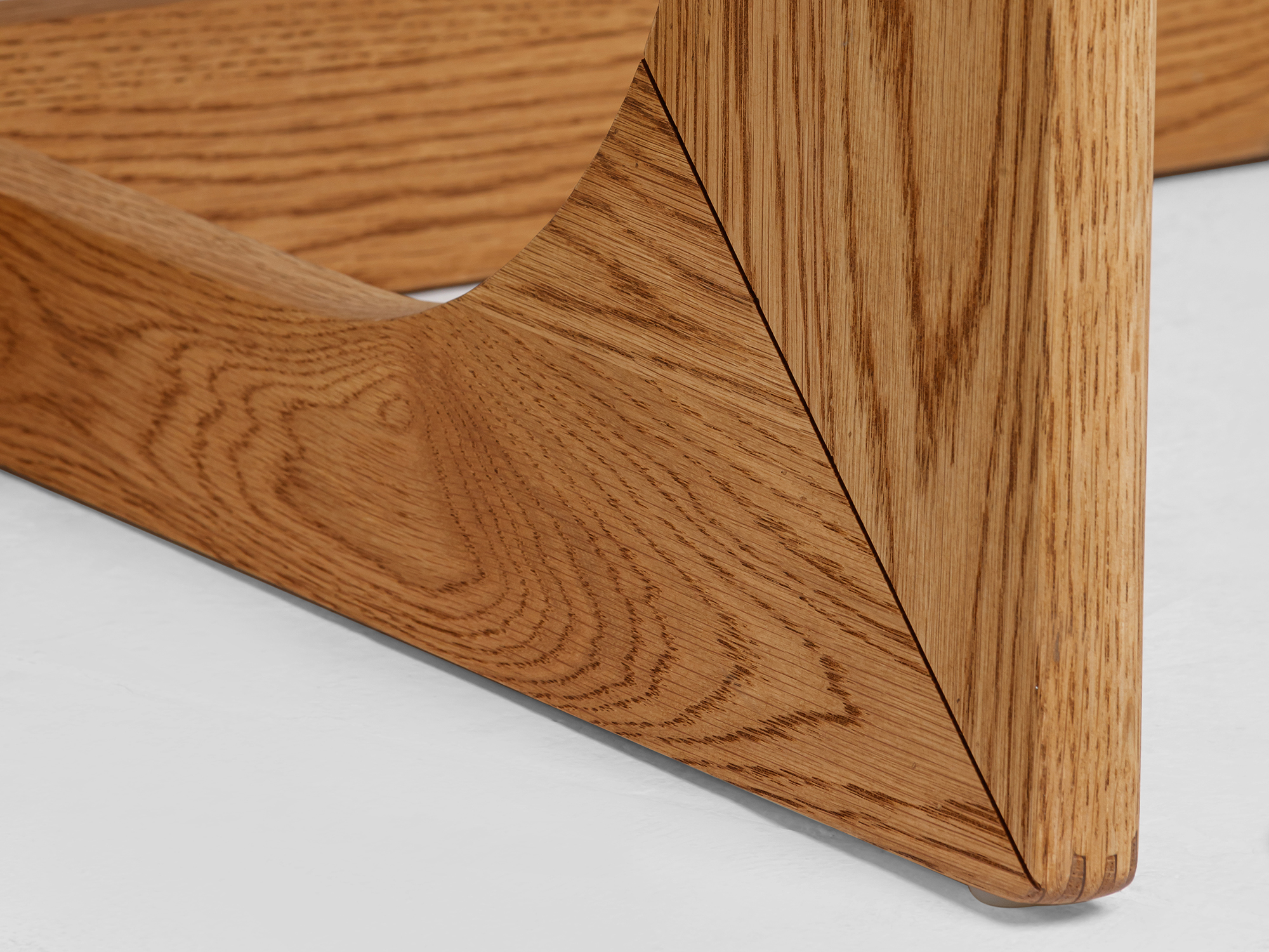 Arch Round Dining Table - Image 10