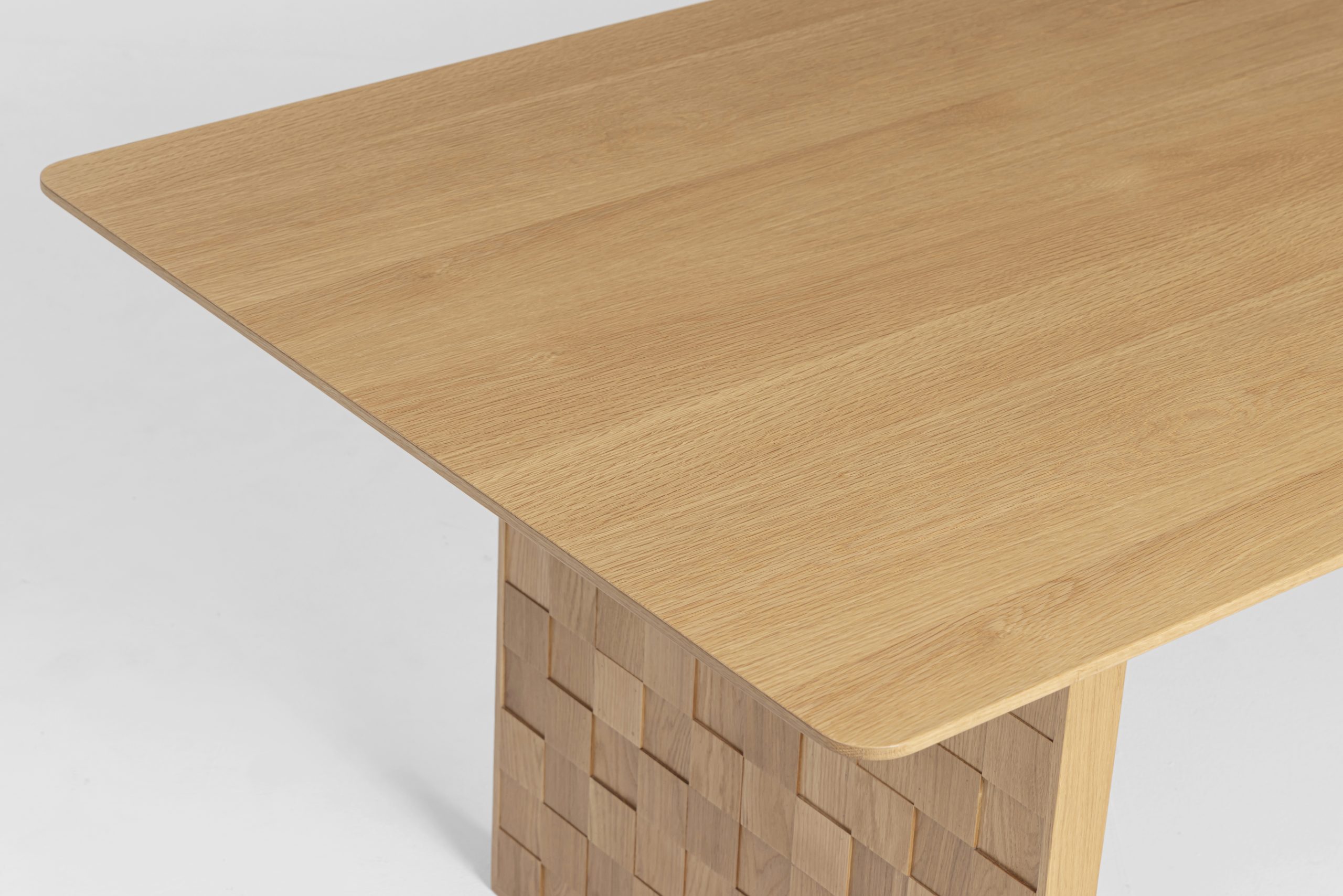 Frey Dining Table - Image 4