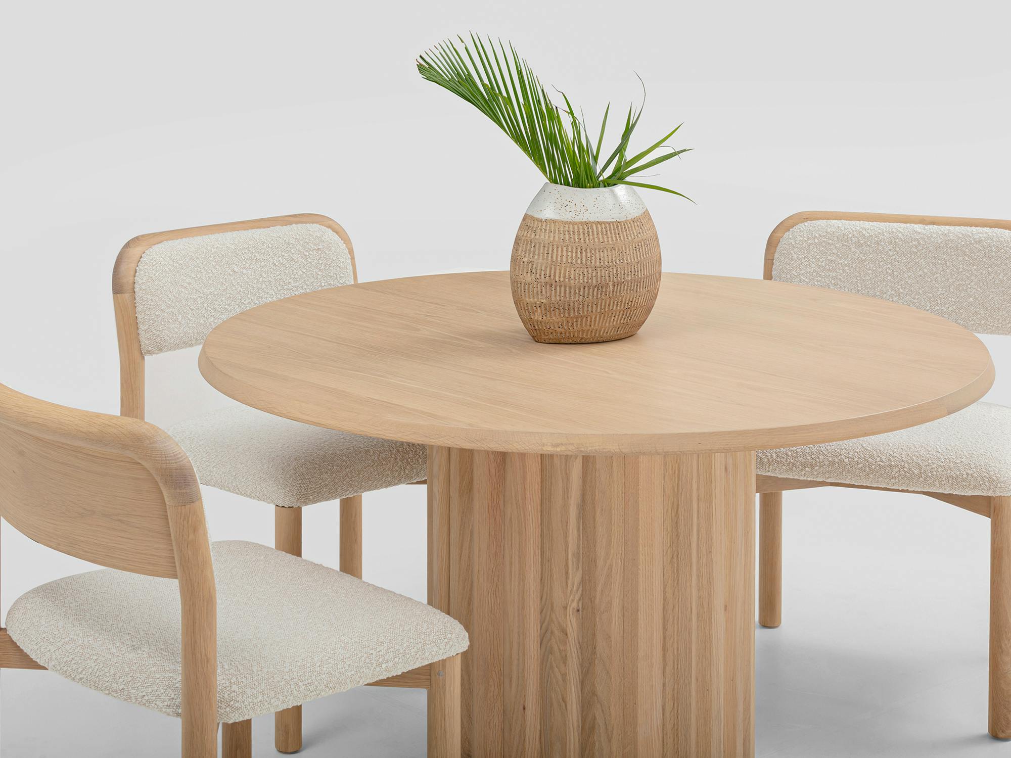 Solana Round dining table - Image 4