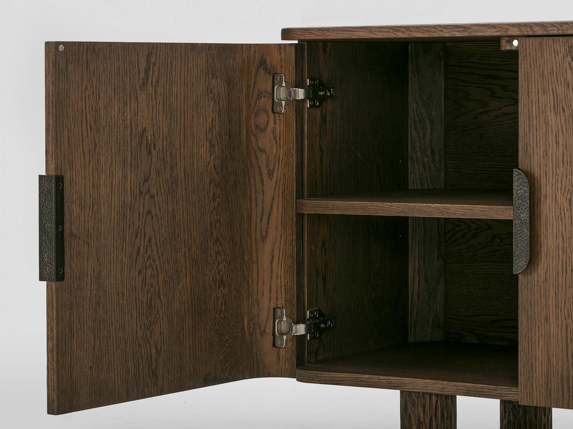 Carver sideboard - Image 5