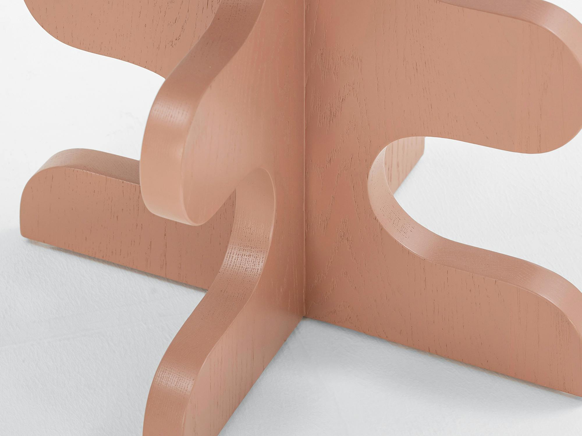Curvy side table - Image 2