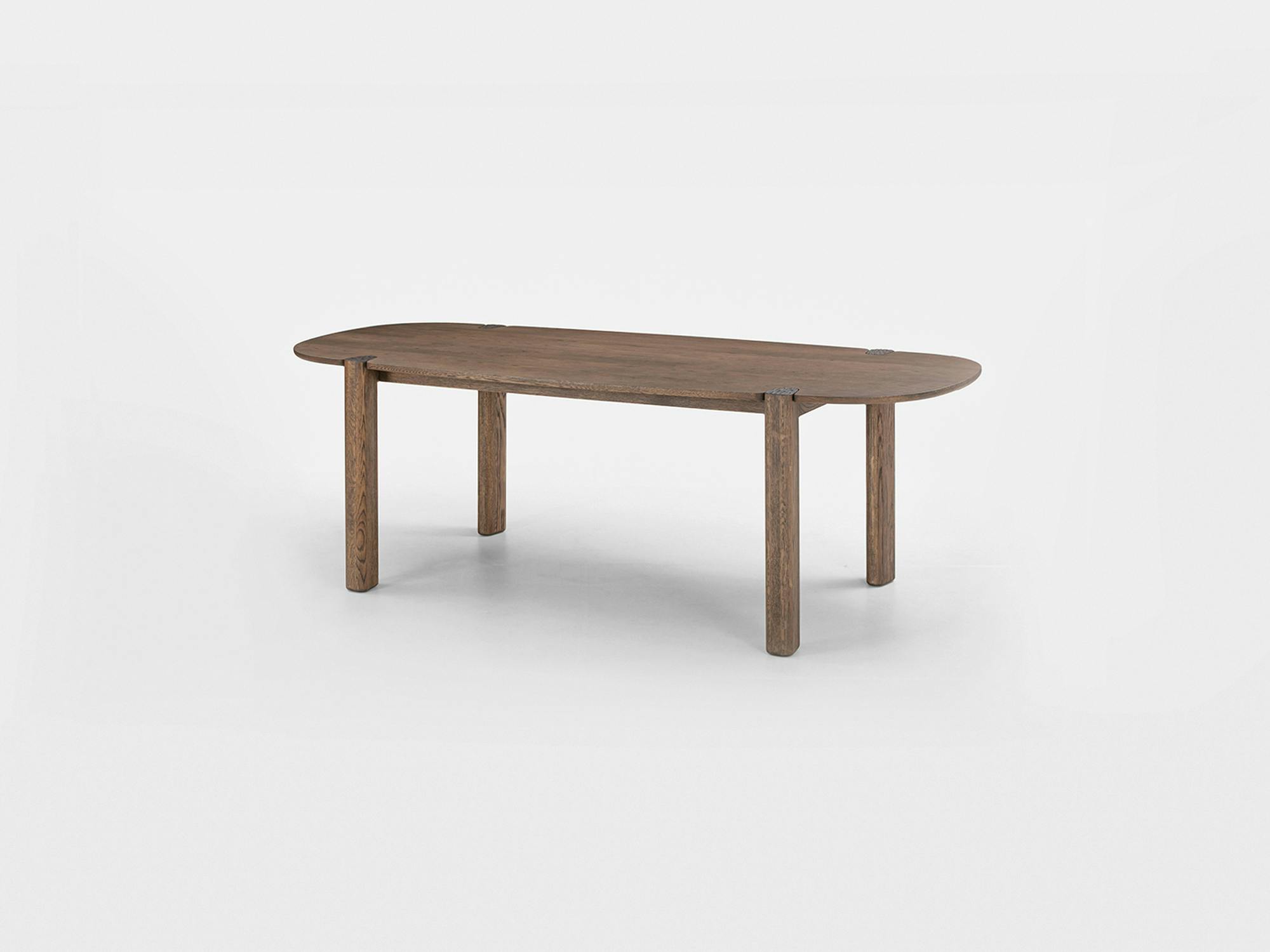 Carver Dining table - Image 2