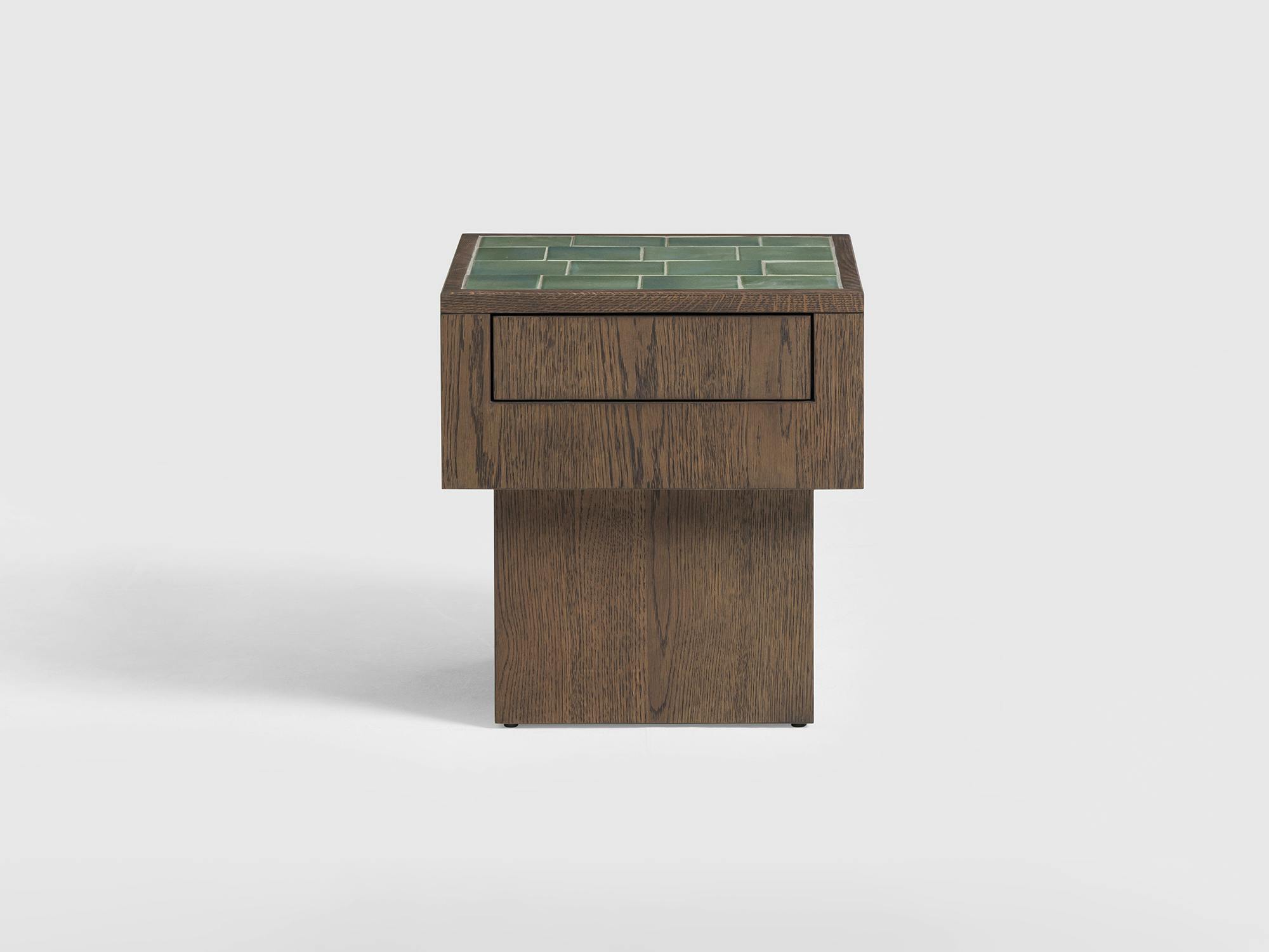 Flow Side Table