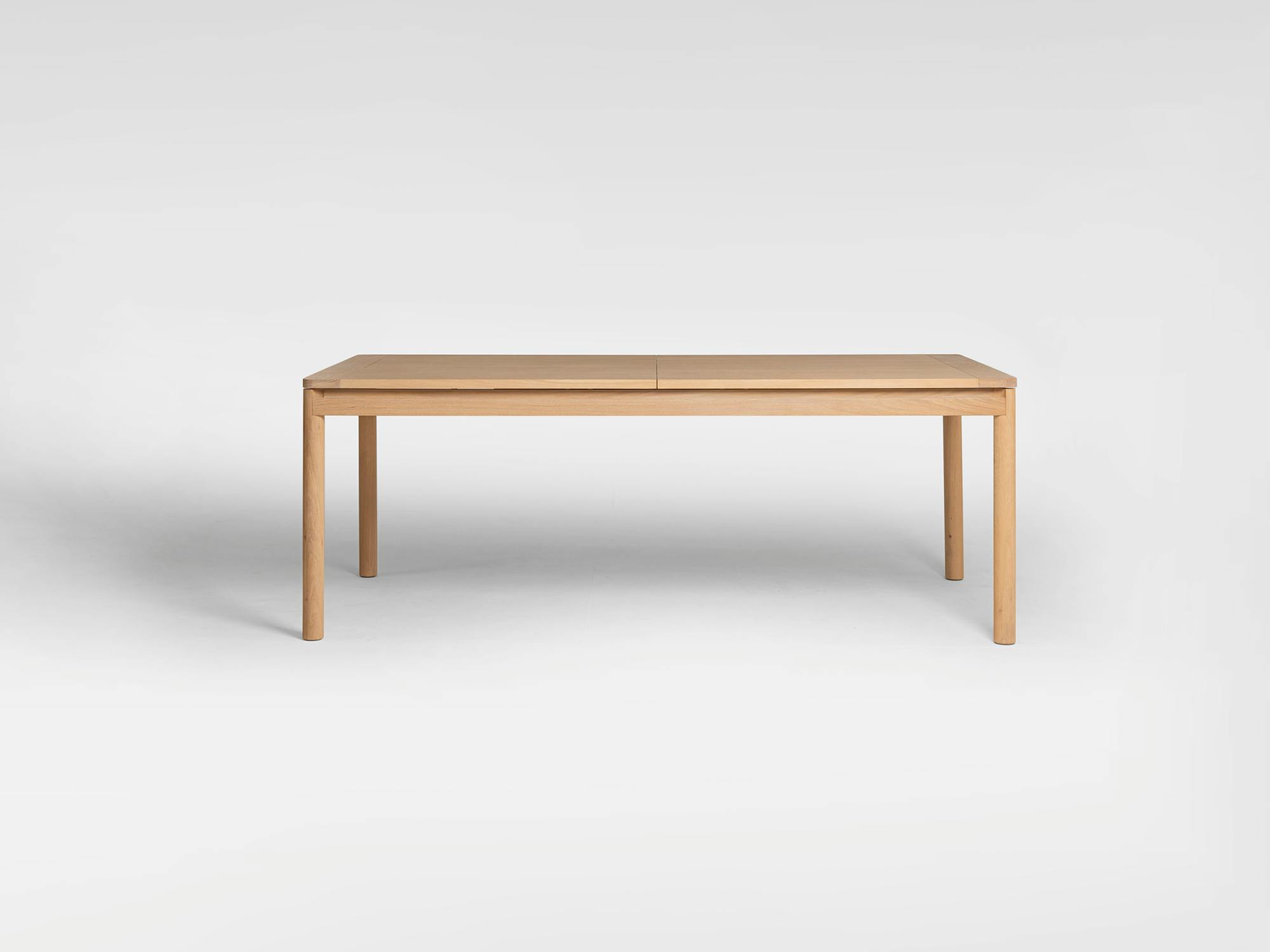 Whistler Dining table extendable