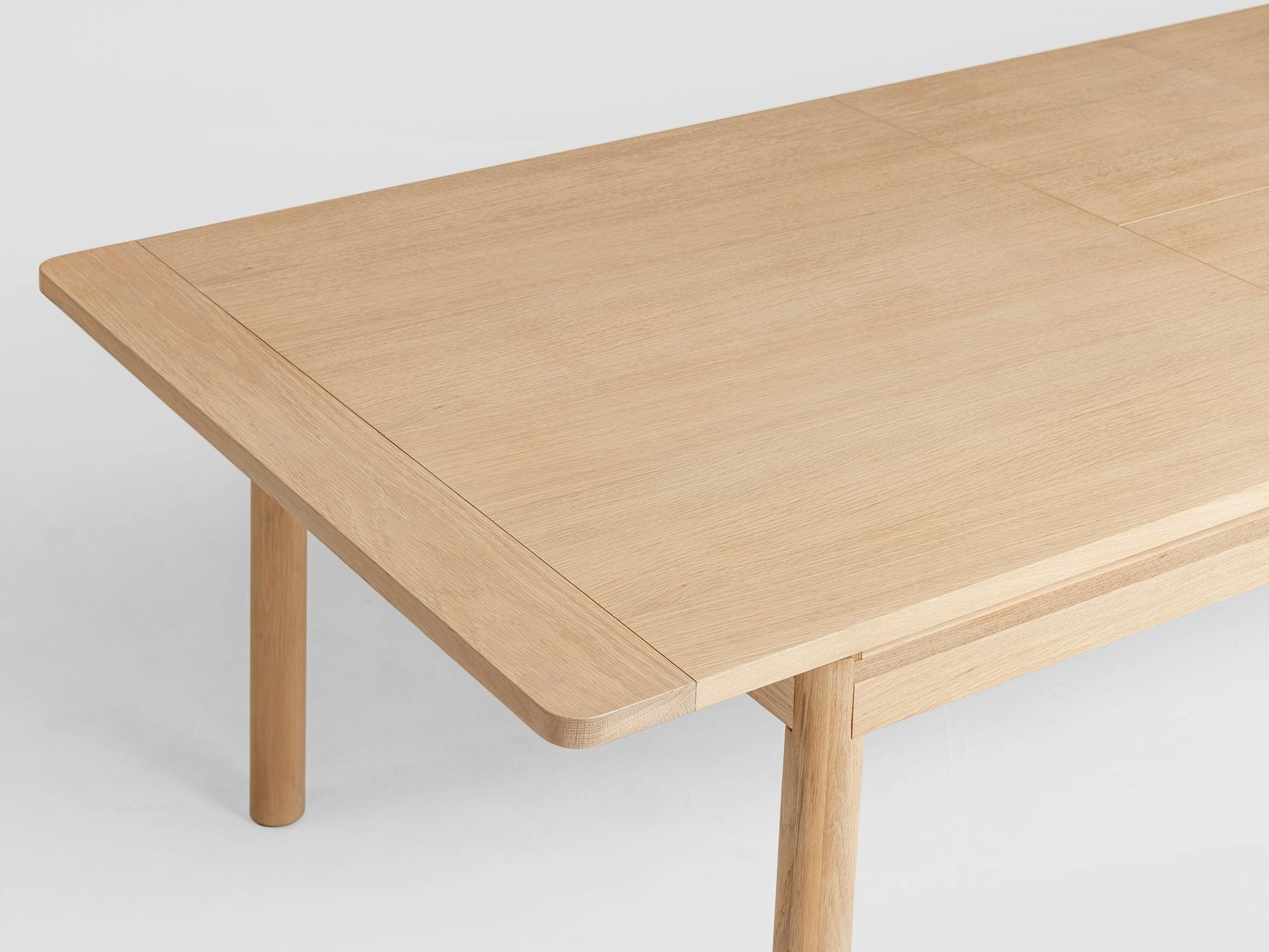 Whistler Dining table extendable - Image 5